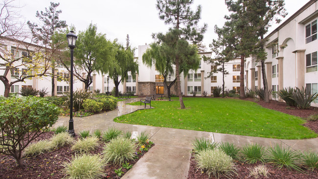 Foto del edificio - Santa Teresa Apartments