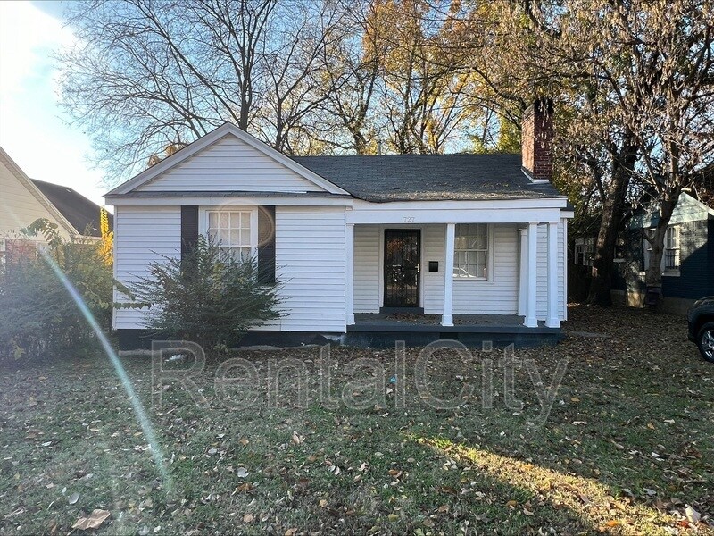 Primary Photo - 727 N Hollywood St