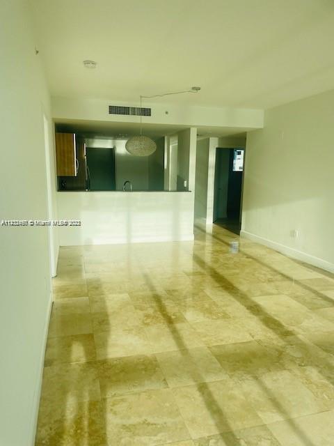Foto del edificio - 6305 Indian Creek Dr