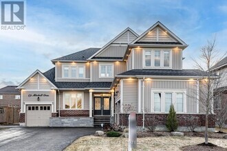 Building Photo - 19 Mitchell Cres