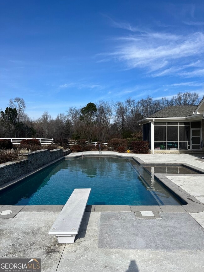 Foto del edificio - 87 Ridgeview Ln