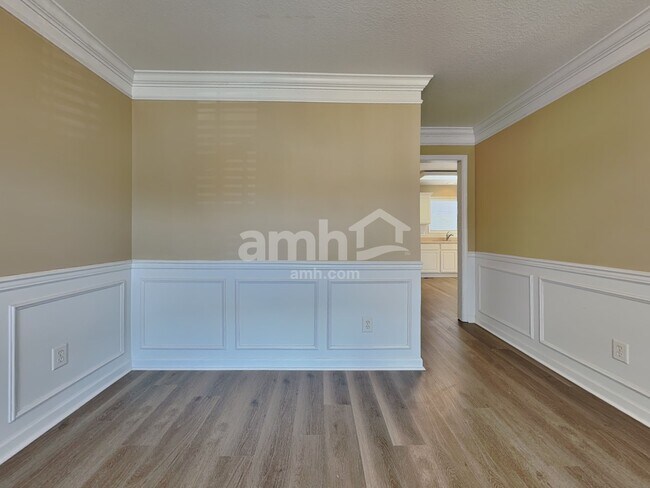Foto del edificio - 2800 Summertime Ln