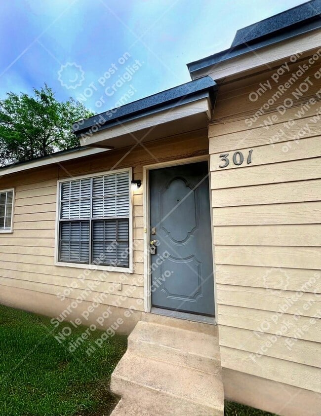 Building Photo - 844 E Sunshine Dr