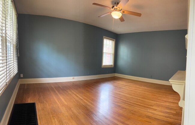 Building Photo - 1233 Bates Ct