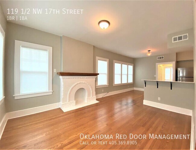 Foto del edificio - 119 1/2 NW 17th St