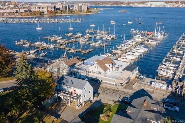 Foto del edificio - 249 Pequot Ave