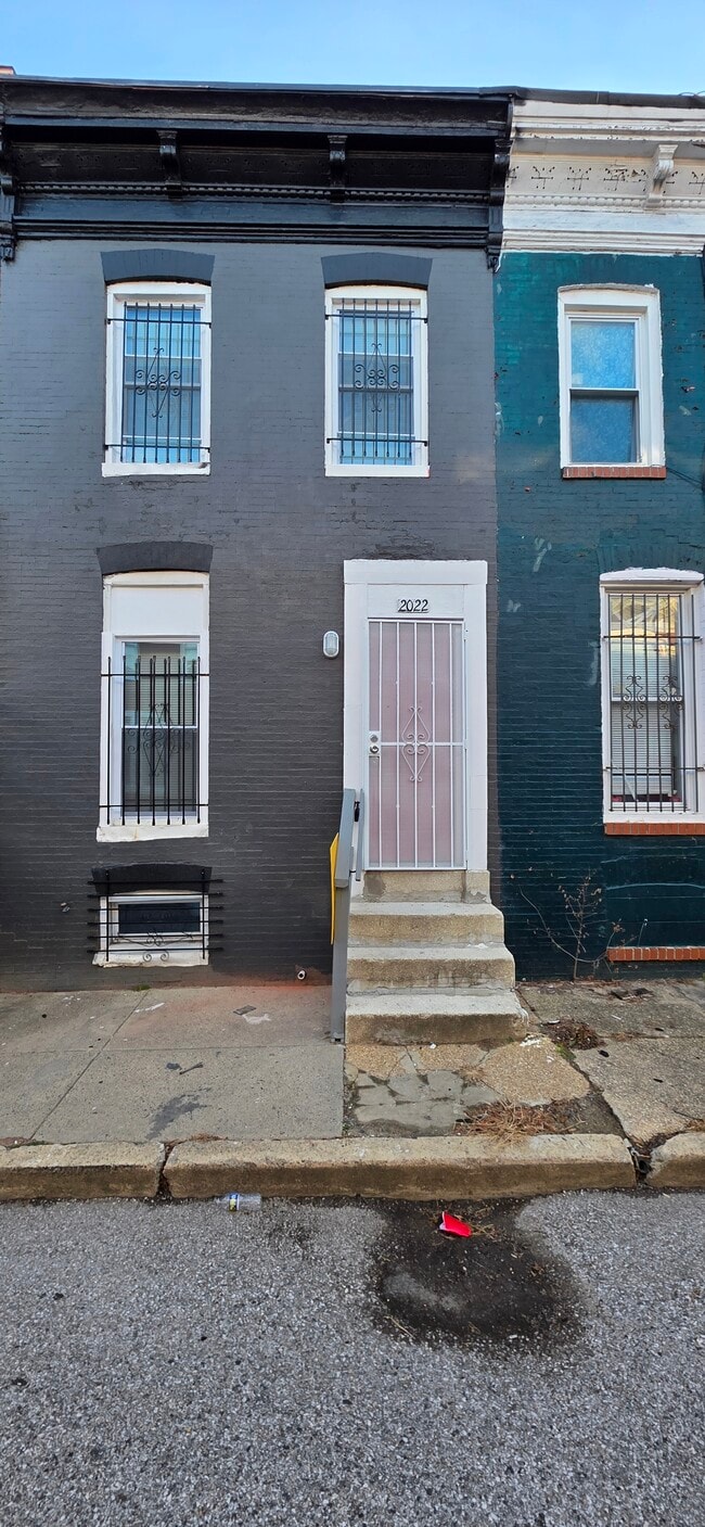 Building Photo - 2022 Ettings St-