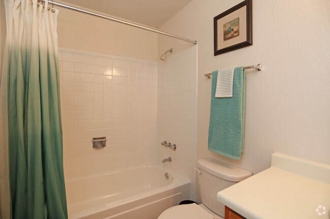 1BR, 1BA - 575 SF - Villages at Gateway