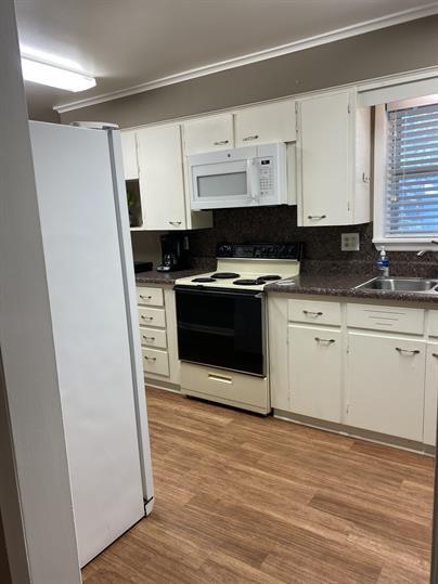 Building Photo - 6409 Osage Dr