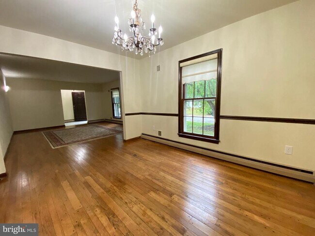 Foto del edificio - 606 Kings Ln