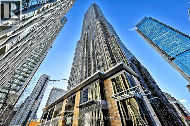Photo du bâtiment - 11-4111 Yorkville Ave