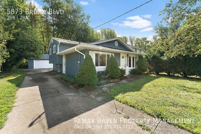 Building Photo - 5873 Broad Blvd, North Ridgeville- Spaciou...