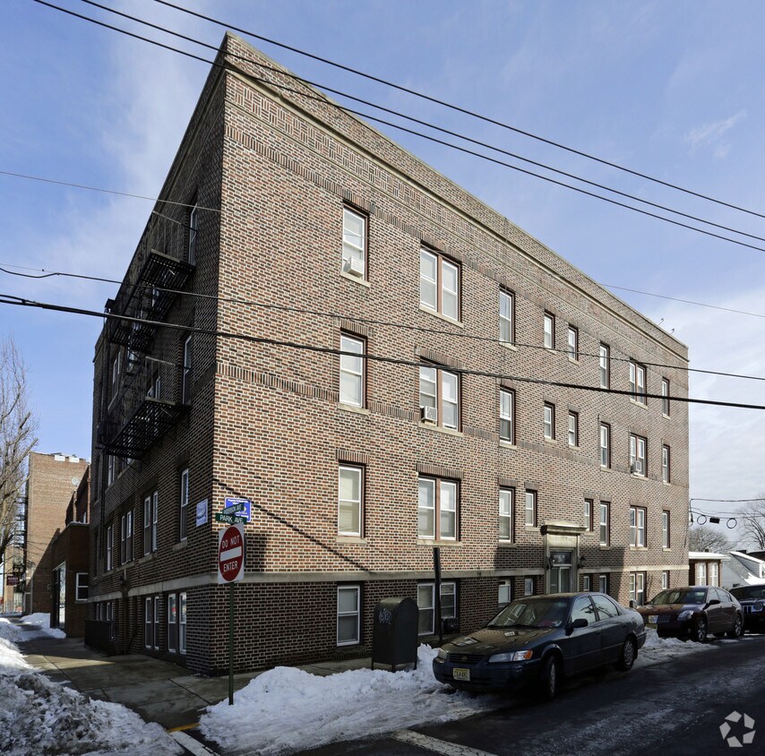 Foto principal - Roosevelt Apartments
