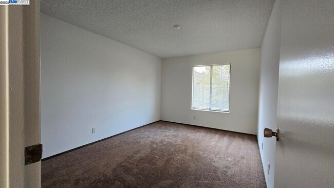 Foto del edificio - 6318 Joaquin Murieta Ave