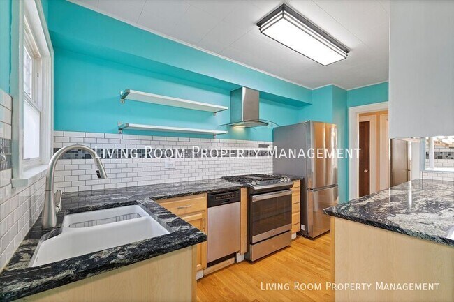 Foto del edificio - 6533 N Campbell Ave