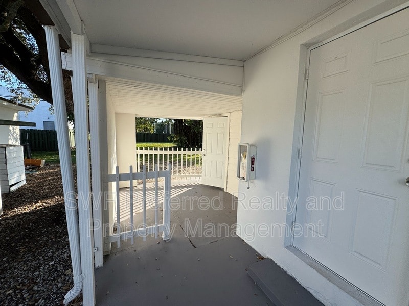 Photo - 911 Northwest 62 Avenue