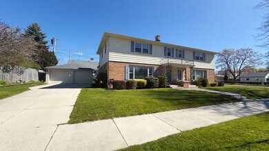 Building Photo - 408 Vollrath Blvd