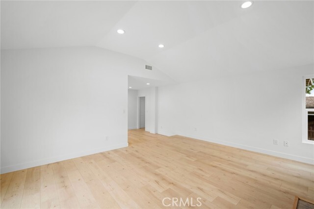 Building Photo - 1546 Glenwood Rd