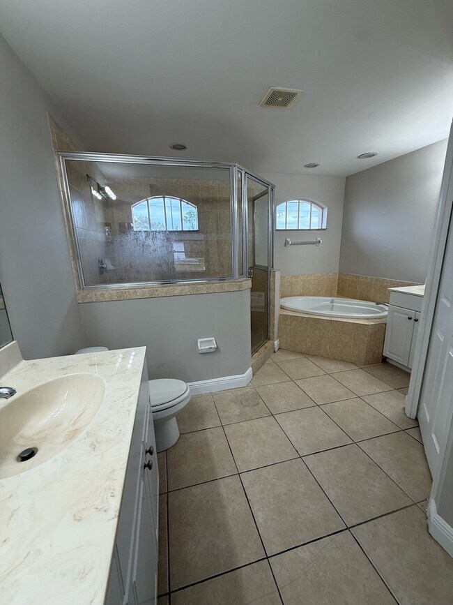 Photo - 3417 1st St SW House