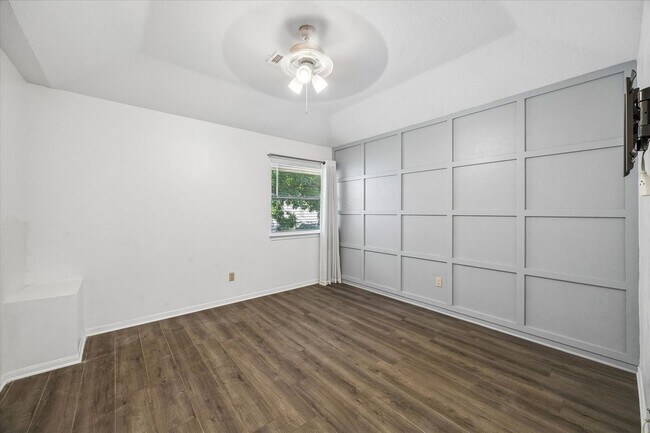 Building Photo - 14638 S Hearthstone Green Dr