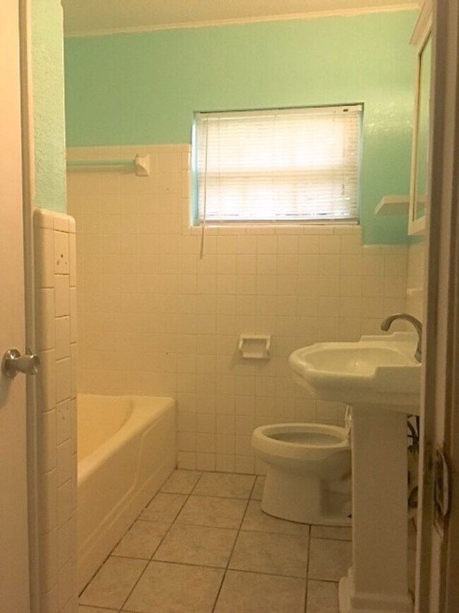 Foto del edificio - ***Charming 3 Bedroom, 2 Bath Home in Bart...