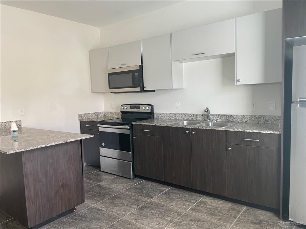 300 Sylvia Handy Dr Unit 102, Elsa, TX 78543 Apartment for Rent in