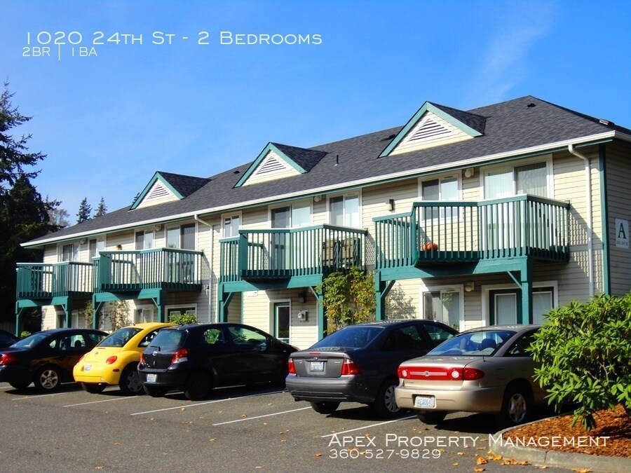 NEAR WWU Rhododendron Court Apartments Apartment for Rent in
