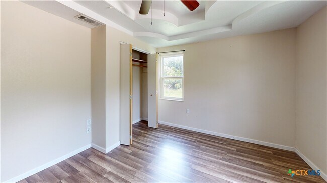 Foto del edificio - 9312 Hogan Rd