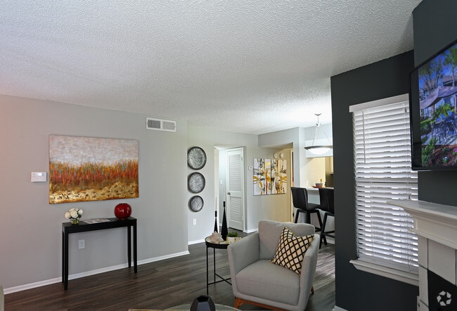 Interior Photo - Northgreen at Carrollwood