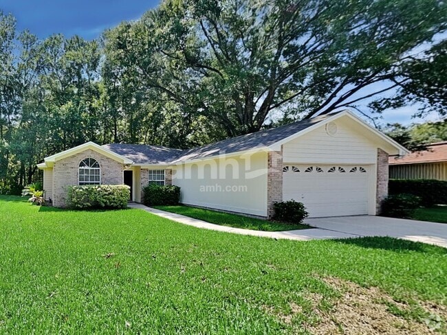 Building Photo - 2175 Hovington Cir E