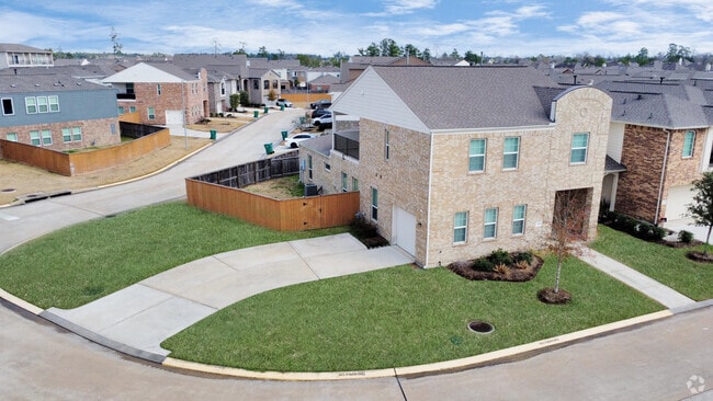 Building Photo - 3316 Harmony View Ln