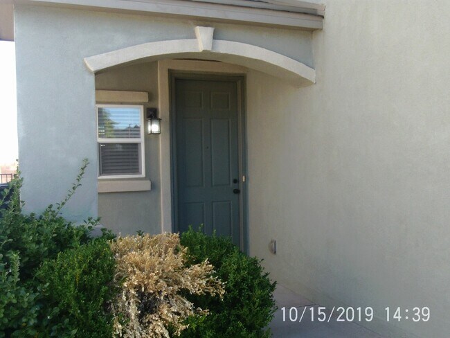 Building Photo - Coors and Rio Bravo Area!   (6 MONTH LEASE...