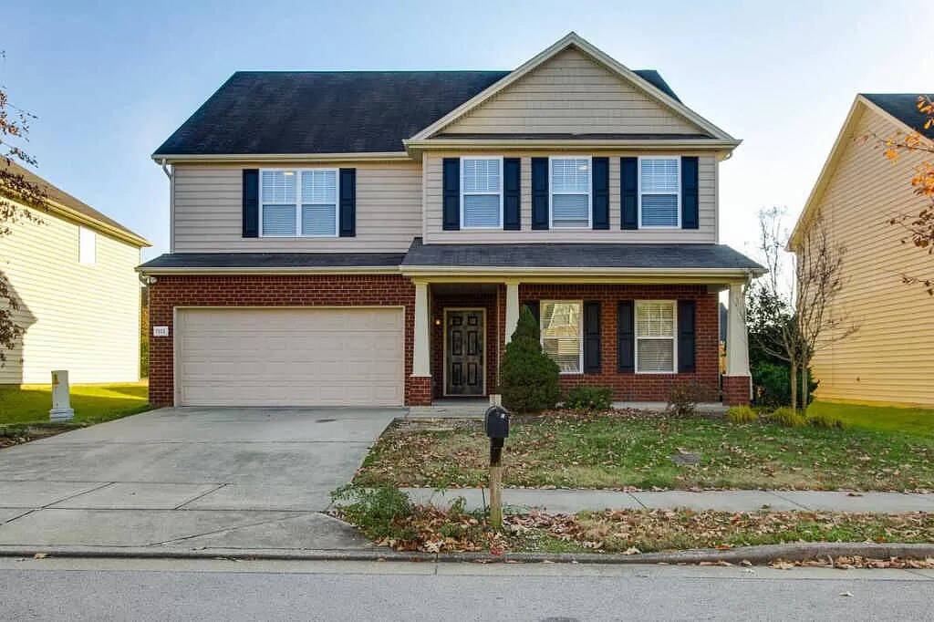 Primary Photo - 7312 Autumn Crossing Way