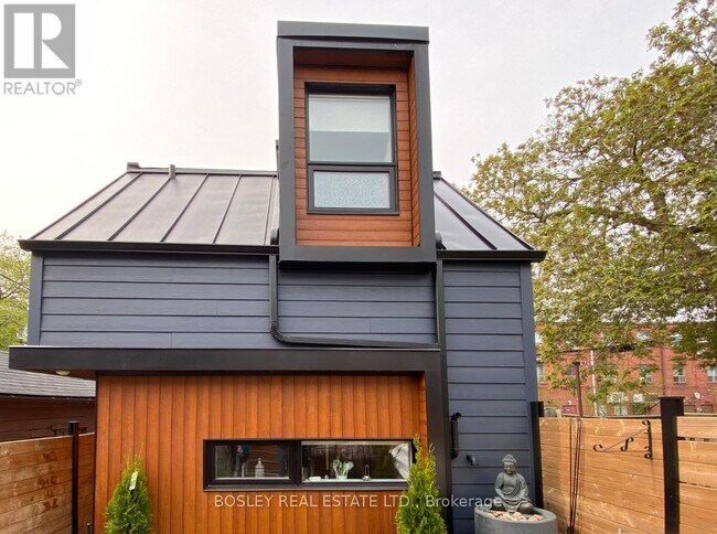 Photo du bâtiment - 66 Chatham Ave