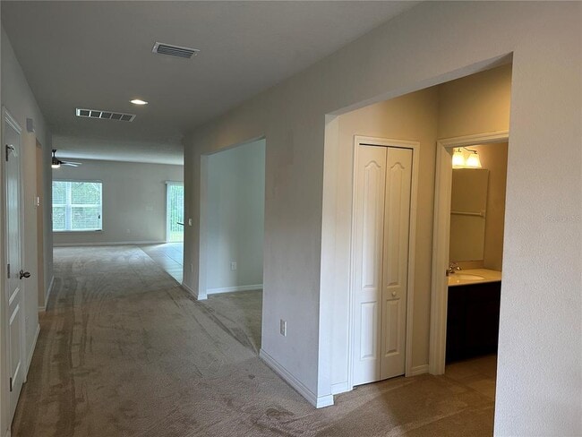Building Photo - 12202 Ledbury Commons Dr