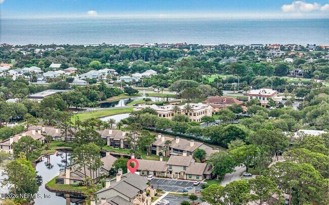 Foto del edificio - 227 Cranes Lake Dr