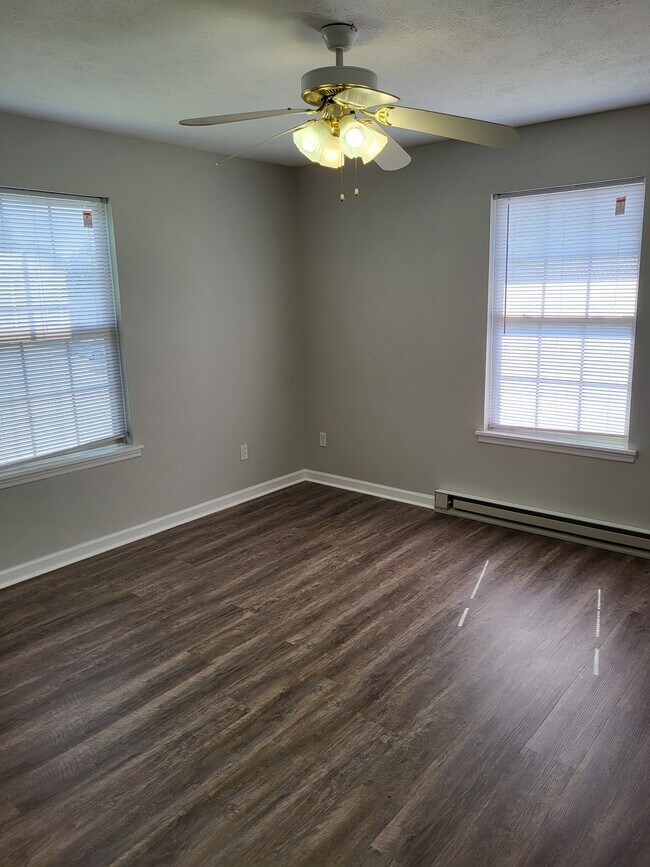 Foto del edificio - 176 Spring Cir Dr