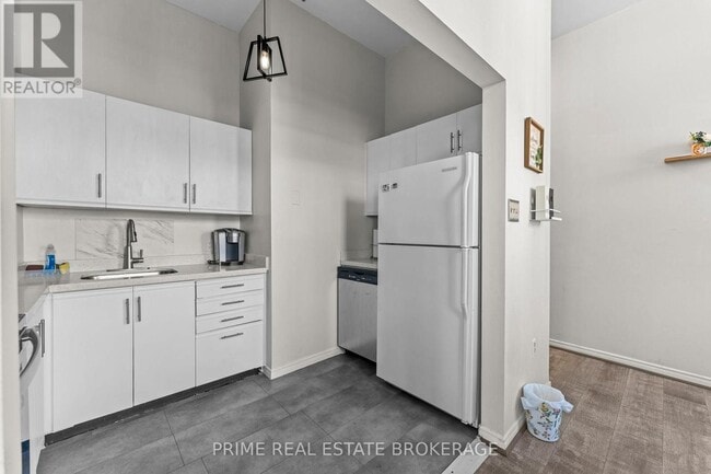 Photo du bâtiment - 366 Richmond St