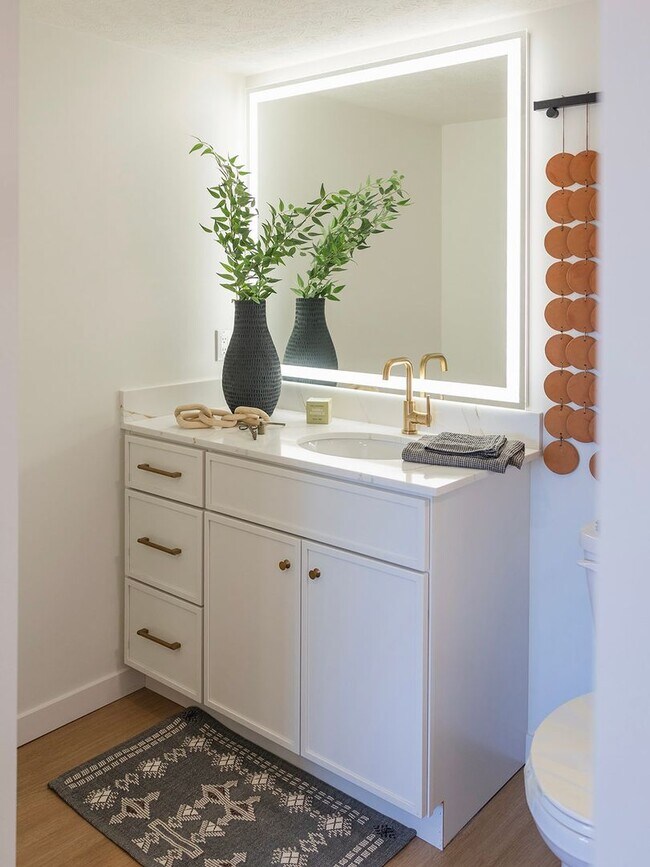 Interior Photo - Solana