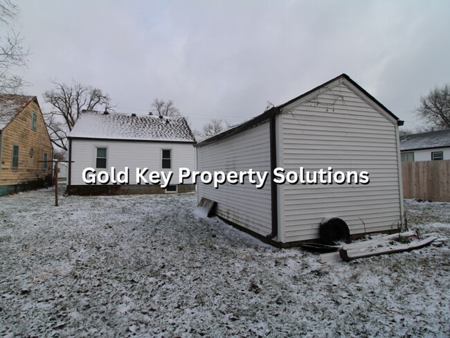 Foto del edificio - COMING SOON!! 2 BR 1 BA House with New Flooring and Paint (SECTION 8 APPROVED)