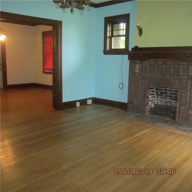 Building Photo - 346 Mulberry St