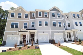 Building Photo - 3128 Gypsum Dr