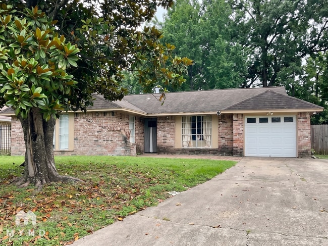 Building Photo - 4523 Bayou Vista Dr