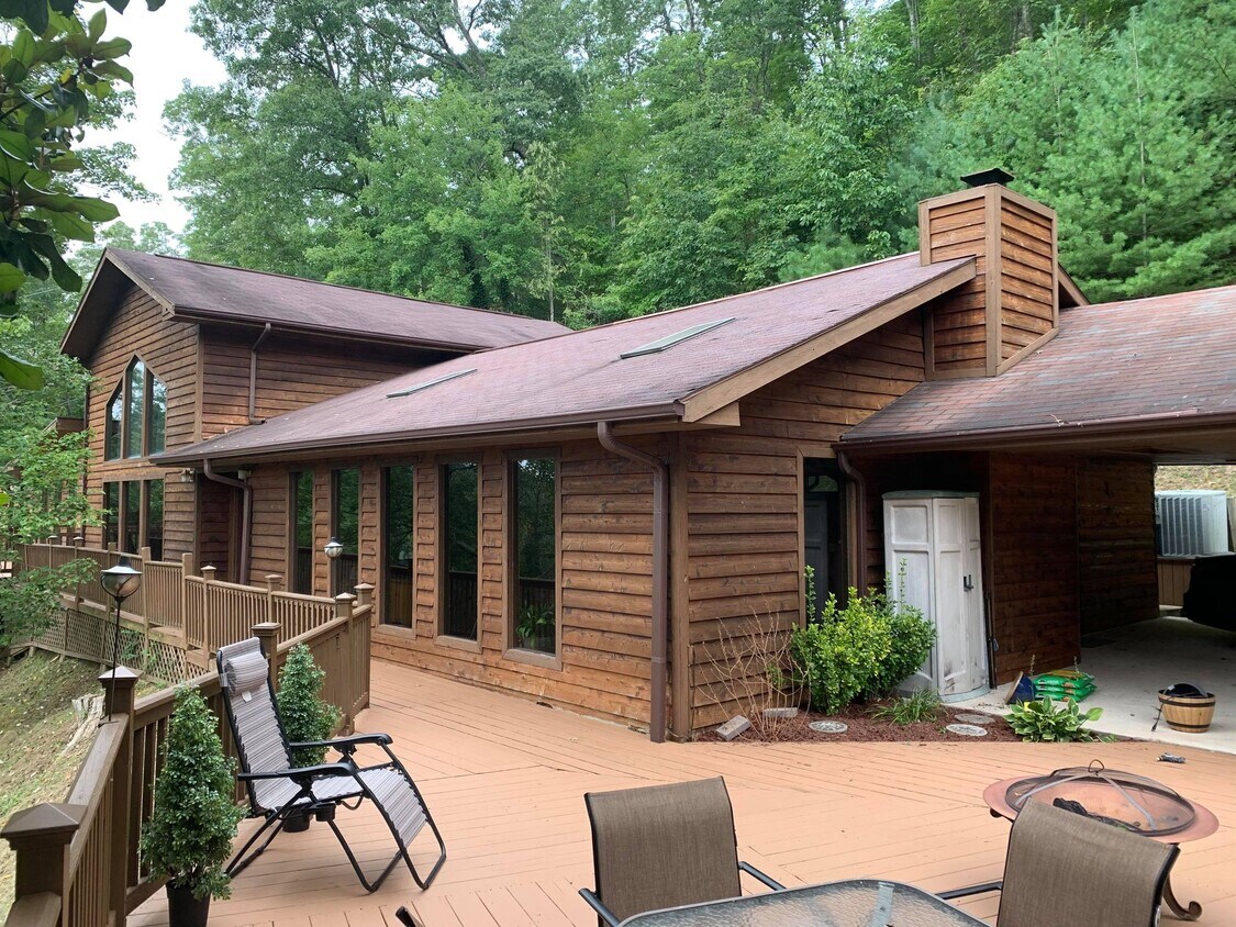 409 Skyline Dr, Hazard, KY 41701 House Rental in Hazard, KY