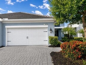 Building Photo - 2295 Marquesa Cir
