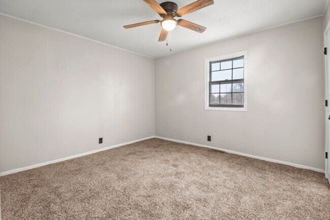 Foto del edificio - 246 SE 101st Rd