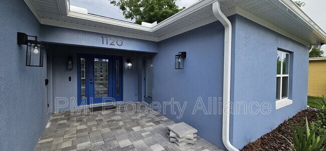 Foto del edificio - 1120 Lincoln Terrace