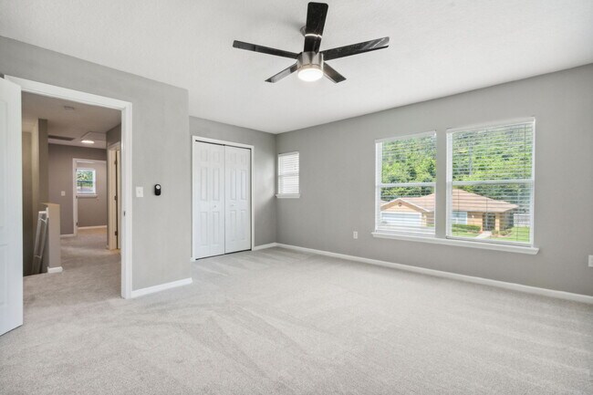 Building Photo - 12677 Pine Marsh Way
