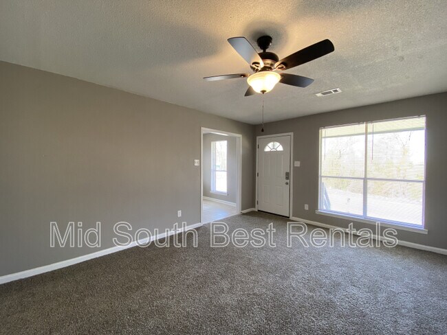 Building Photo - 3449 Arnold Rd