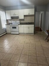 Building Photo - 44 Trescott St